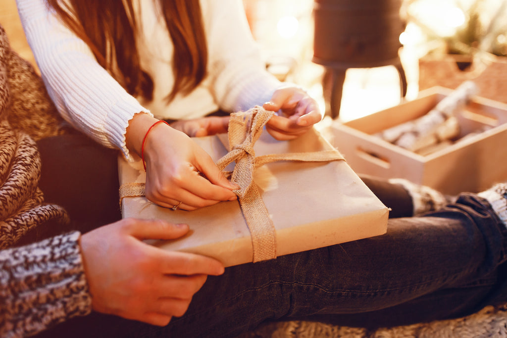 Euer Hochzeitsjubiläum steht bevor und ihr habt noch kein Geschenk? Wir haben die schönsten Geschenkideen und Inspirationen für euren nächsten Hochzeitstag